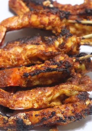 তন্দুরি চিংড়ি টিক্কা (তন্দুরি ঝিংগা)(tandoori chingri tikka recipe in Bengali) রেসিপির প্রধান ছবি