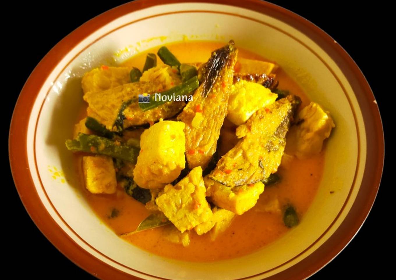 Mangut Tahu Tempe Tongkol