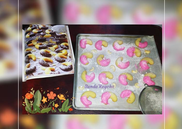 Bagaimana Membuat 🍪 Almond Crescent Cookies, Lezat Sekali
