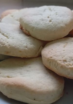 Una foto de Galletas de naranja fácil y rápido