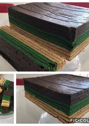 A picture of Coffee Pandan Layer Cake.