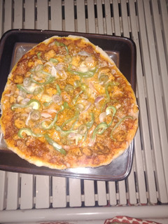 A picture of Home made pizza 🍕 Without oven.