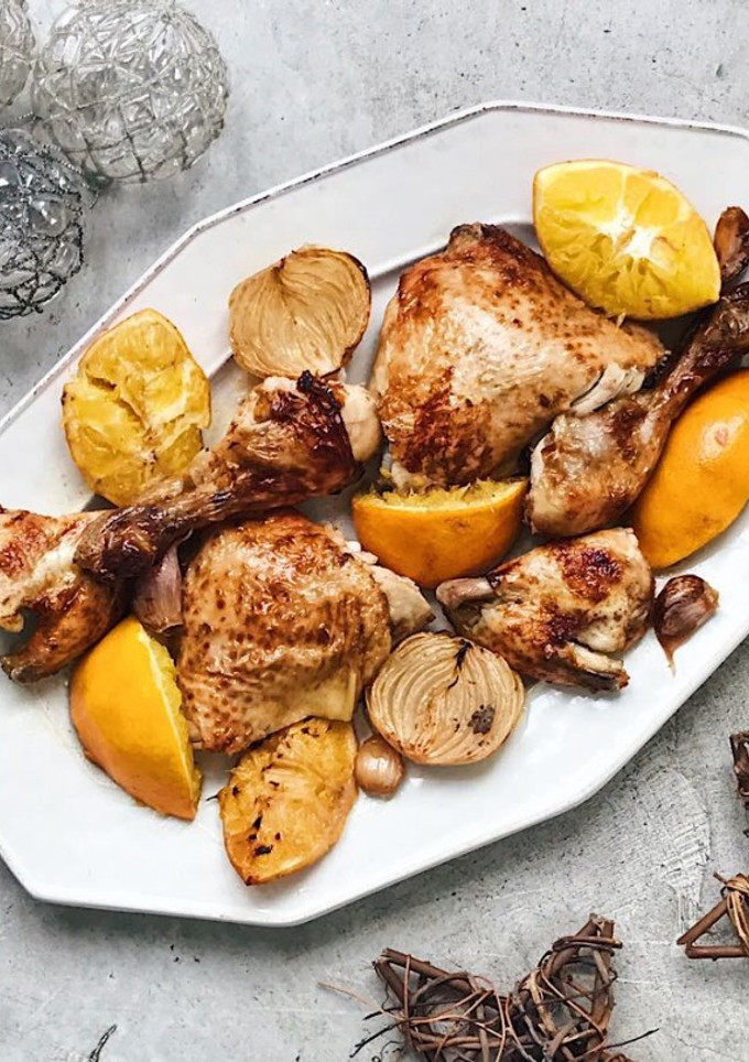Una foto de Pollo asado a la naranja. 5 ingredientes