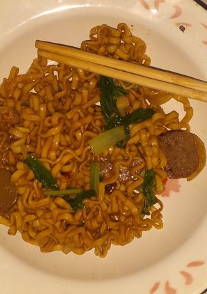 Foto resep Mie Goreng Bakso Simple