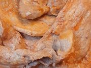Uma foto de bifana pão