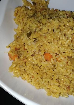 A picture of Jollof rice.