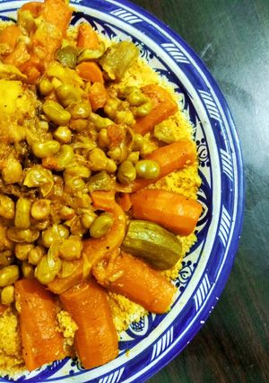 A picture of Couscous with Meat and Vegetables.