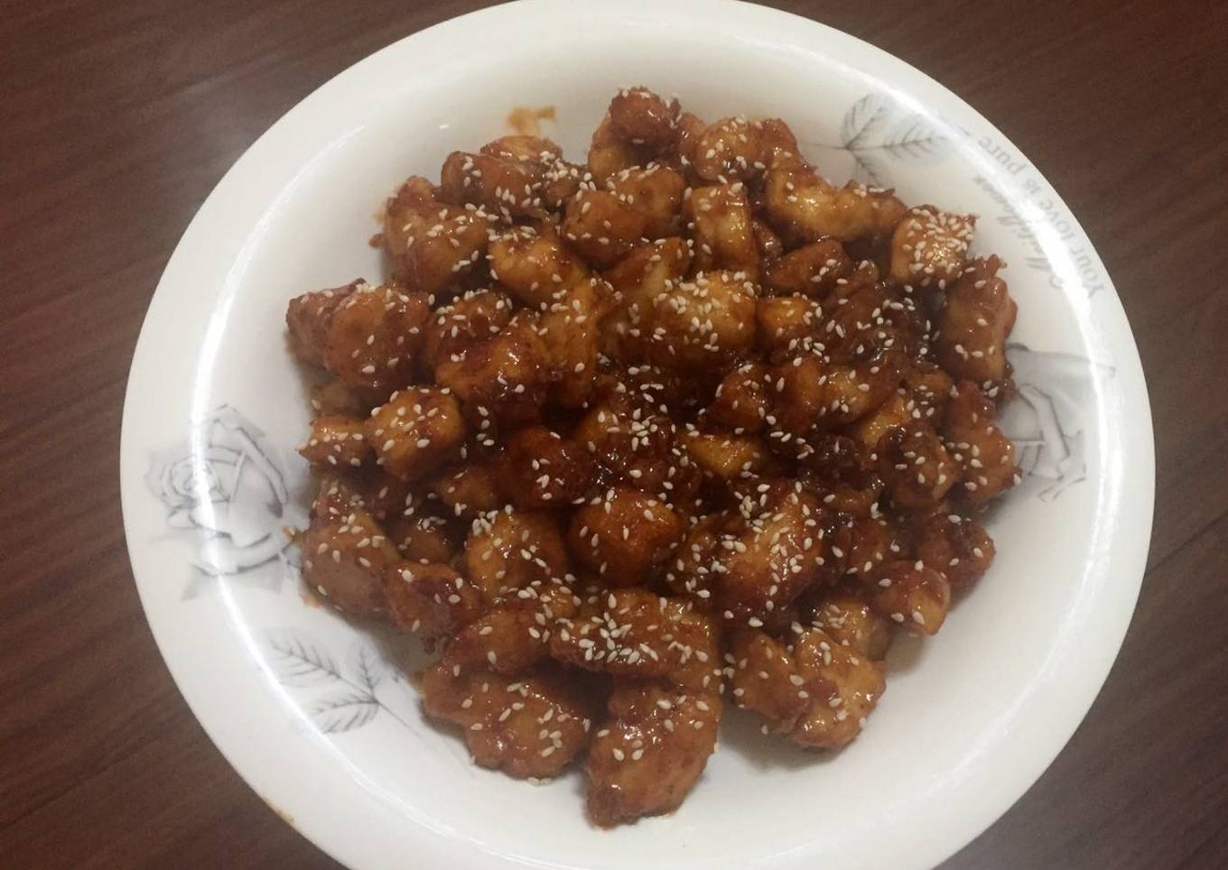 Pollo bañado en miel