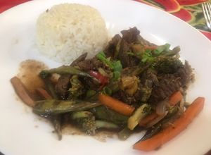 Una foto de Solomillo con vegetales