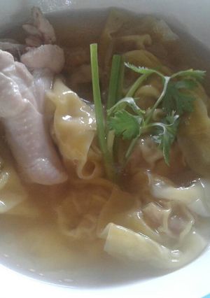 รูปของ เกี๊ยวนํ้าไก่