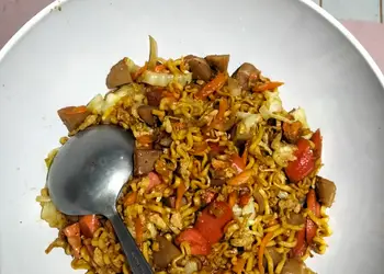 Cara Memasak Cepat Mi Goreng Burung Dara Kecap Pedas Manis Ala Restoran