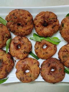 மிளகு வடை (pepper vadai) செய்முறை முக்கிய புகைப்படம்