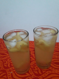 Foto resep Es Pelawak (apel & sari temulawak)