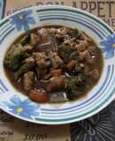 Pollo salteado con verduras
