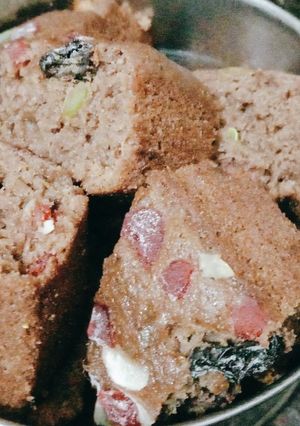 A picture of Biscuit cake.