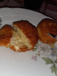 Una foto de Bombas de papa rellenas