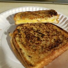 A picture of Italian Herb Grilled Cheese.