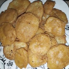 A picture of Aaloo ke Pakoray.