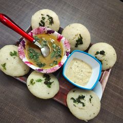 A picture of Idli sambhar.