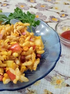 ટેંગી ટોમેટો ભેળ (Tomato Bhel Recipe in gujarati) રેસીપી મુખ્ય ફોટો