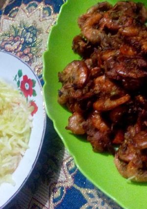 Foto resep Udang Goreng Bawang Putih & Acar Mangga Muda (Reca' Mangga)