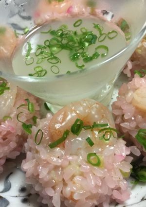 A picture of Chicken and Shrimp Pinkish Dumpling.