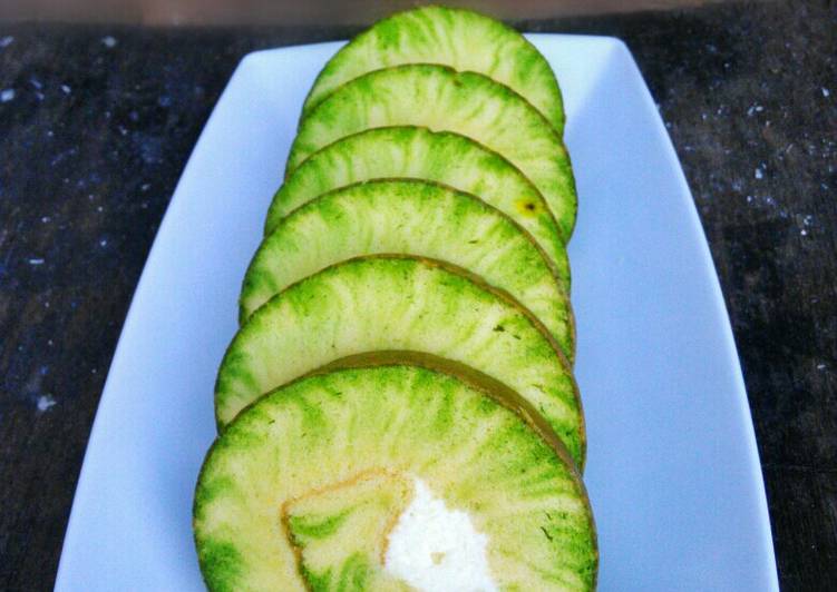 Cara Menyiapkan Hurricane swiss roll cake, Bisa Manjain Lidah