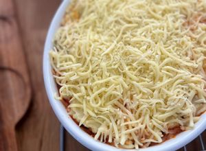 Una foto de Pastel de carne sencillo y riquísimo con puré de patata - Receta de Batch Cooking