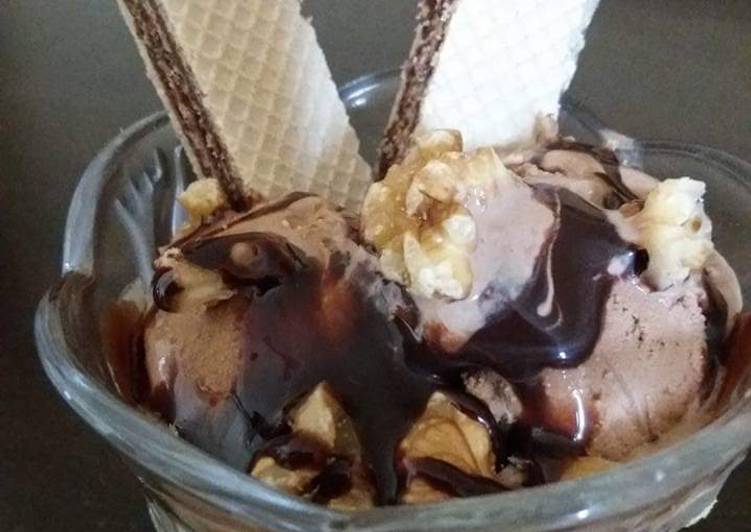 Steps to Make Homemade Choco Walnut Ice-cream