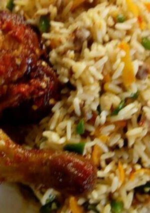 A picture of Toasted beef rice and peppered chicken.