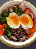 Sopita de pollo estilo ramen