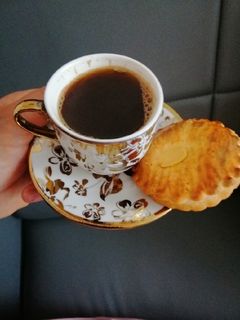 صورة لوصفة أطيب فنجان قهوة بالعالم بس لا تسألو ليش