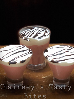A picture of Banana smoothie.