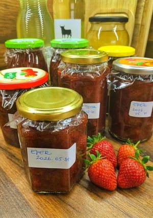 Eperlekvár egyszerűen lassúfőző edényben recept fotója