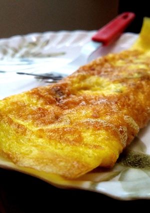 ডিমের অমলেট (Dimer omelette recipe in Bengali) রেসিপির প্রধান ছবি