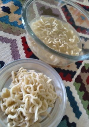 عکسی از دستور نودل سبزیجات😋😋