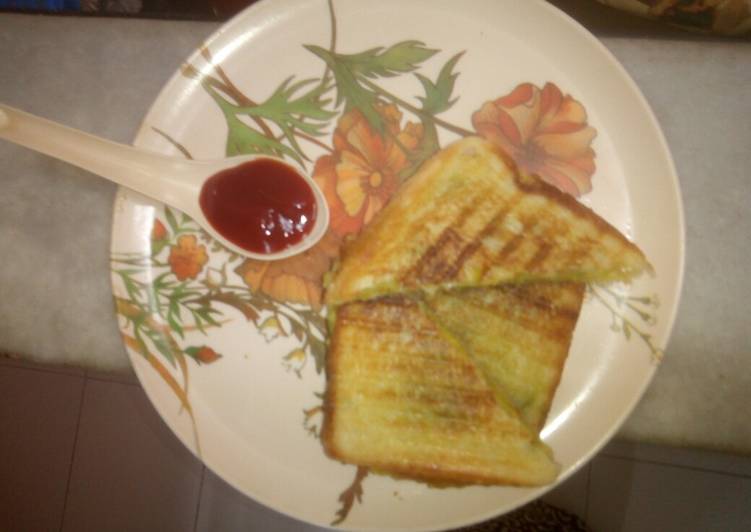 Recipe: Tasty Toast sandwich