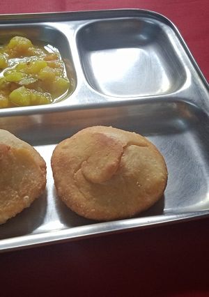 कल्ब कचौड़ी (club kachori recipe in hindi) रेसिपी मुख्य फोटो