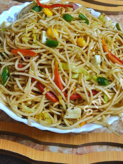 A picture of Noodles.