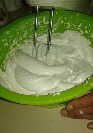 Una foto de Merengue Francés