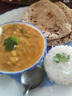 દુધી ની દાળ (Dudhi Dal Recipe in Gujarati) રેસીપી મુખ્ય ફોટો