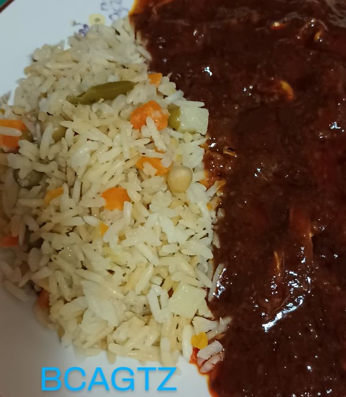 Una foto de Arroz blanco con verduras