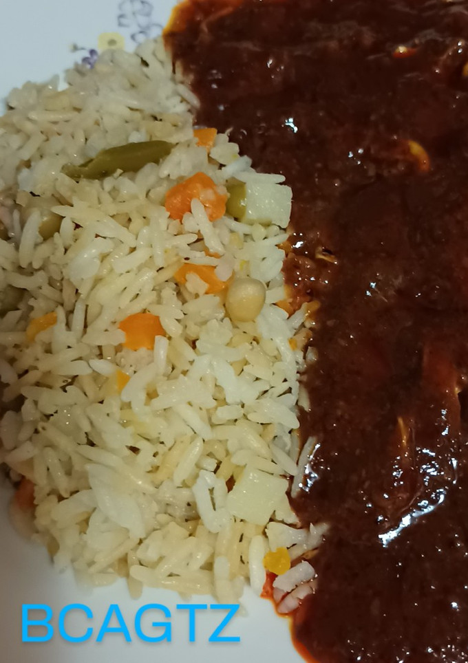 Una foto de Arroz blanco con verduras