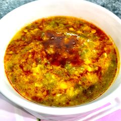 A picture of Lehsuni Dal Palak.