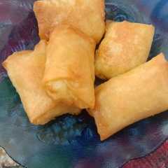 A picture of Kroket Kentang Lumpia.