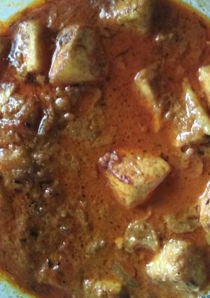 A picture of Paneer korma.