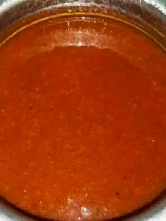 ટામેટાં લસણ ની ચટણી (Tomato Lasan Chutney Recipe In Gujarati) રેસીપી મુખ્ય ફોટો