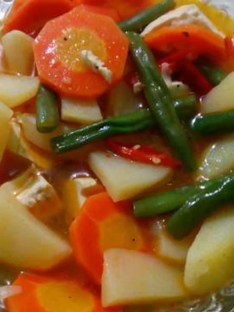 Langkah Mudah untuk Menyiapkan Resep Tumis sayur sederhana yang Uenak Anti Ribet, Uenak Banget