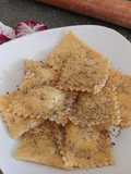 Ravioli con radicchio e mascarpone