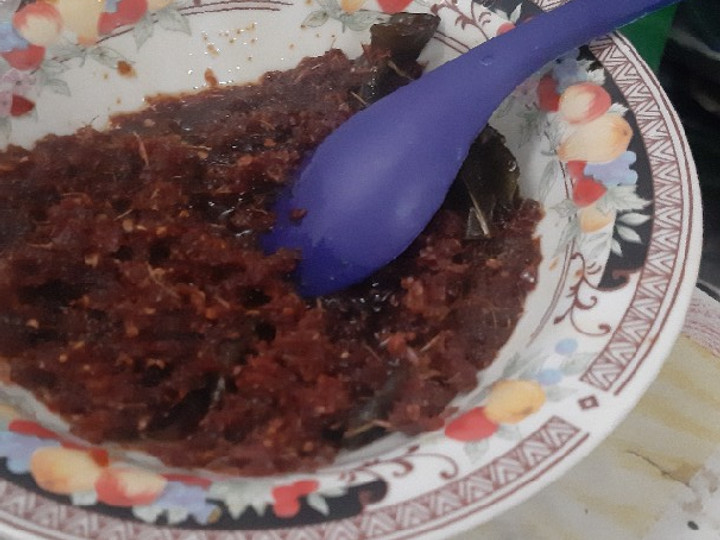 Cara Memasak Ayam Bumbu Hitam Madura ala mama Arumi Gampang